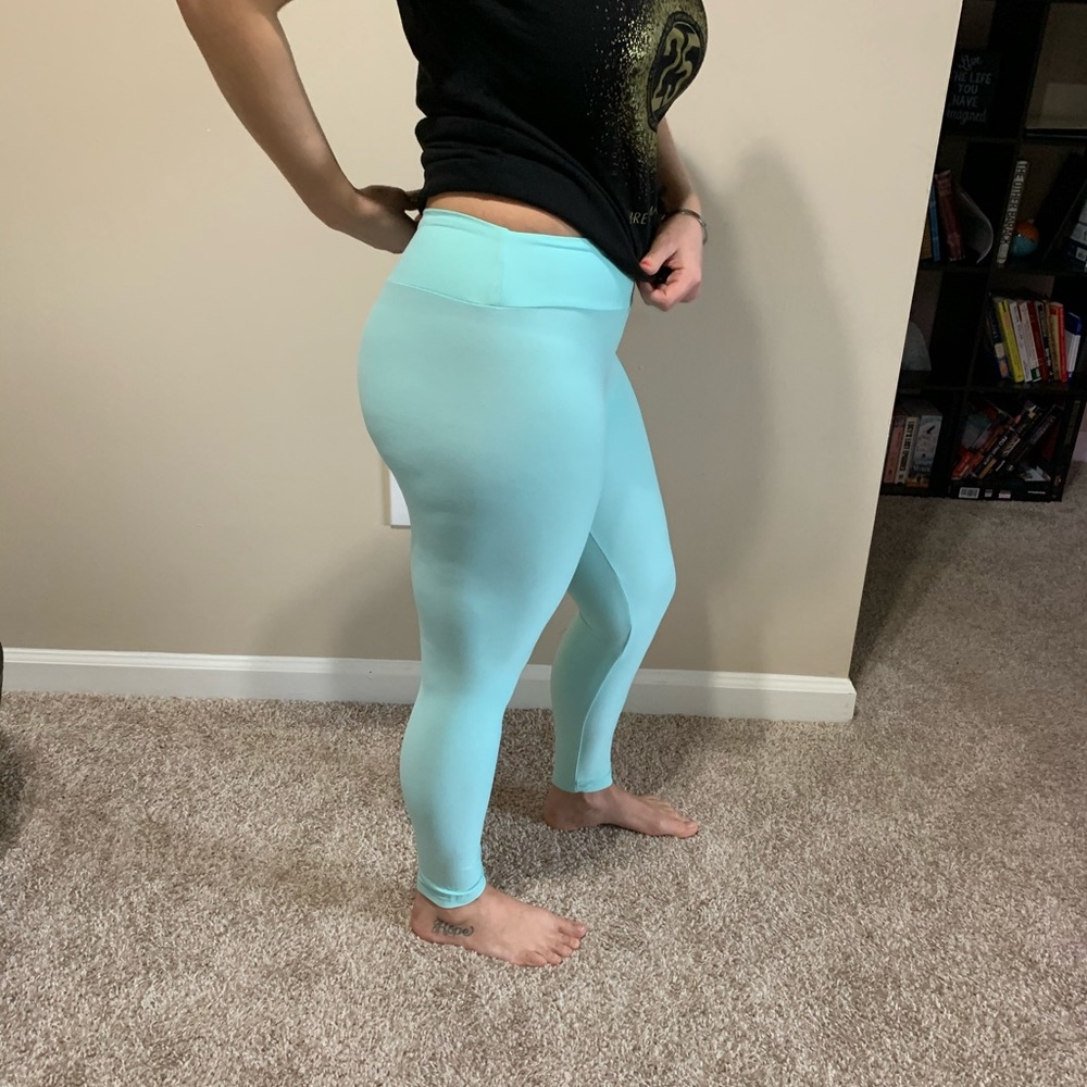 Lularoe Leggings (baby blue)
